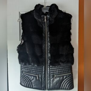 GUESS Faux Fur Black Zip Up Vest Size Medium Glam Punk Rock NYE